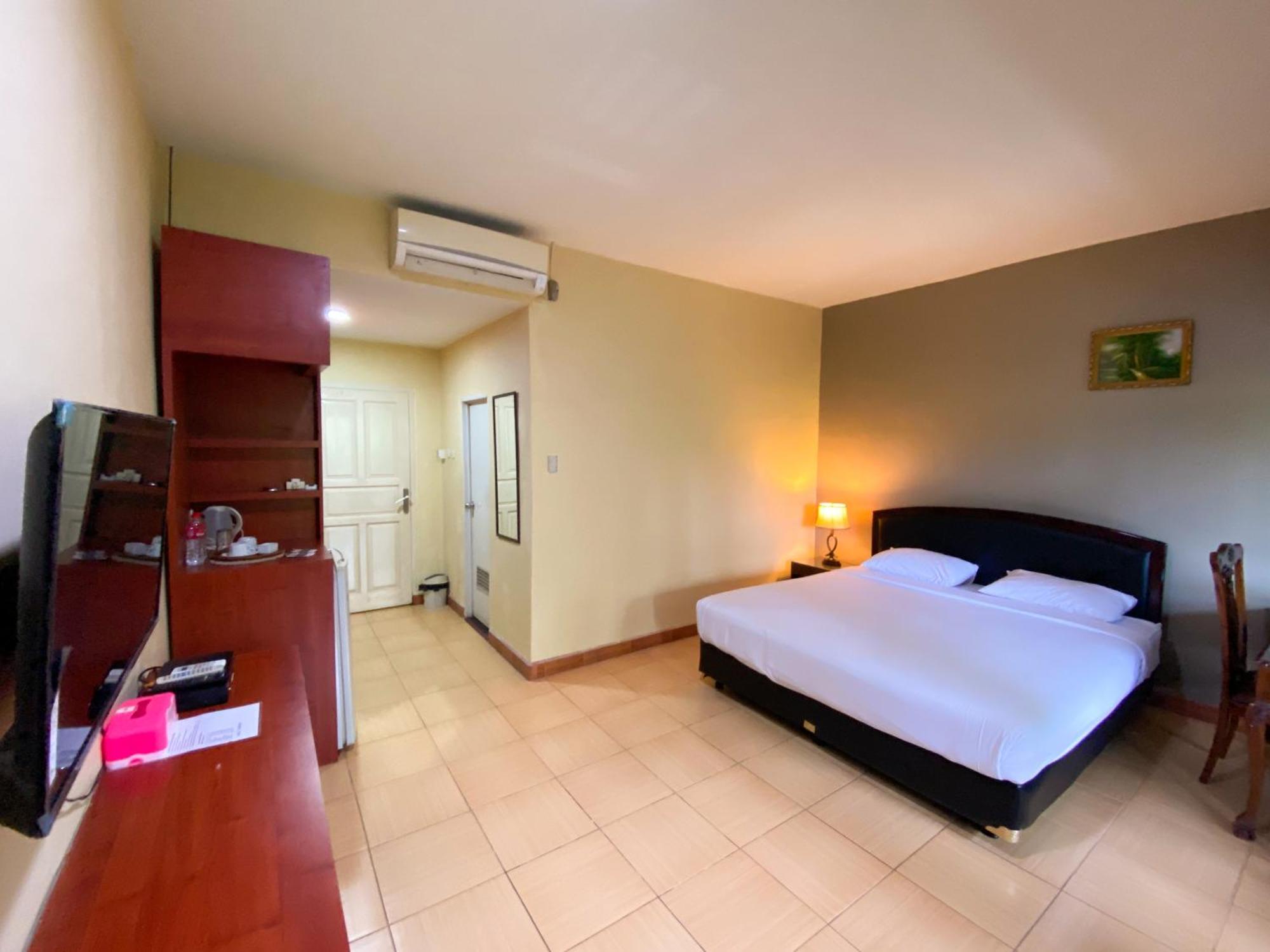 Central City Hotel Perabumulih المظهر الخارجي الصورة